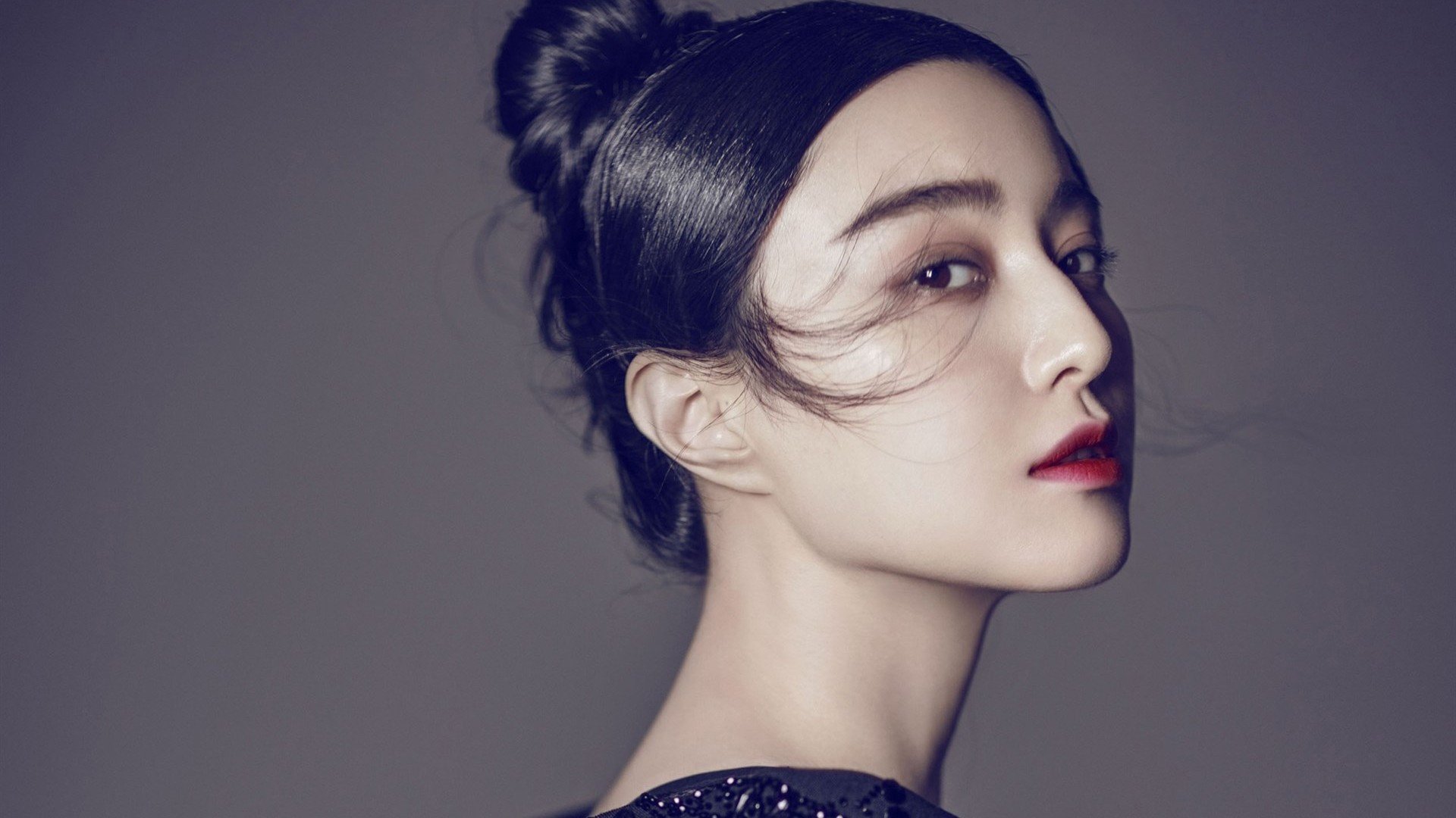 拜仁主场大胜，凭借进攻火力击败对手，拜仁精彩比赛