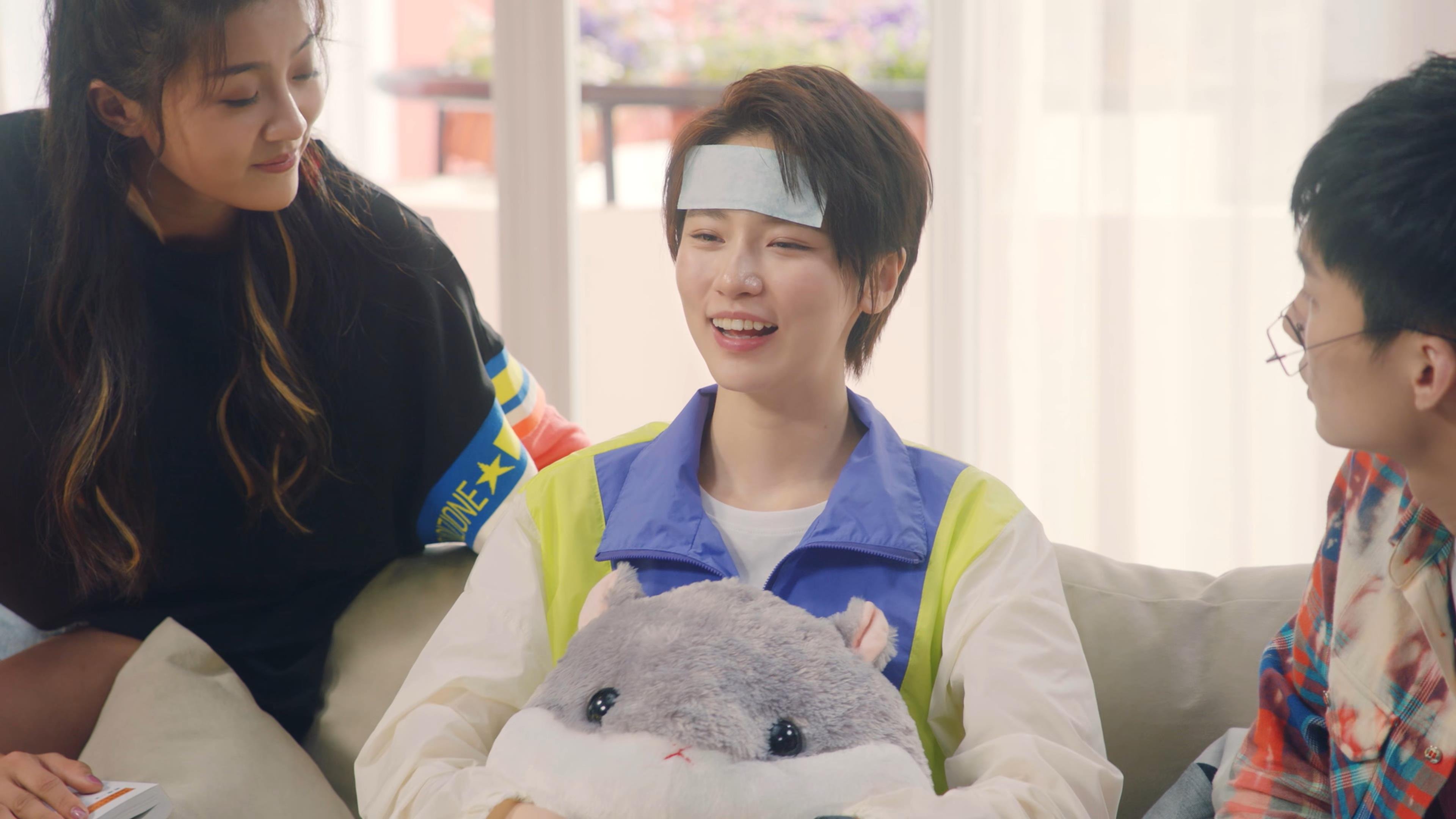 爱游戏综合娱乐-阿伦·斯密斯：全黑队进攻发动机，精准传球铸就球队胜利，阿伦-内史密斯